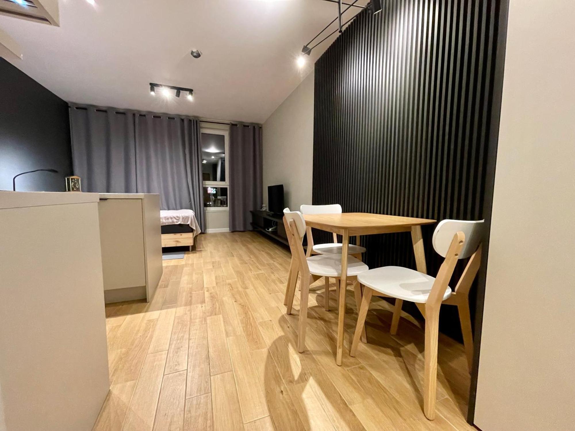 华沙Time&House Pileckiego Przy Centrum Onkologi I Klinice Novum Apartament Na Wylacznosc Pokoj,Sypialnia,Lozko, Lazienka,Kuchnia公寓 外观 照片